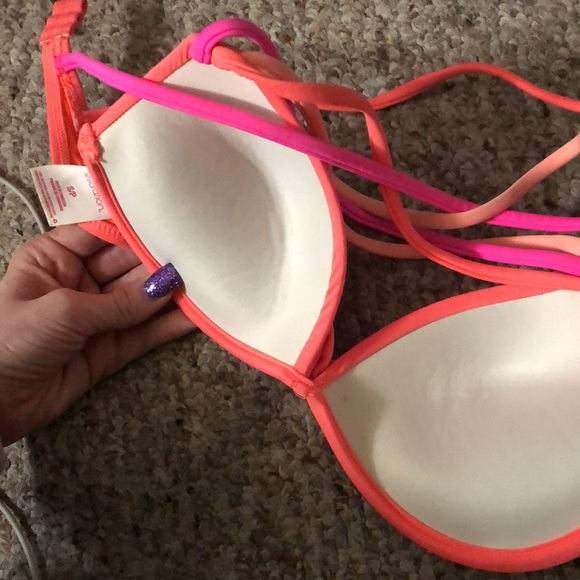 Bathing suit top - Picture 4 of 6